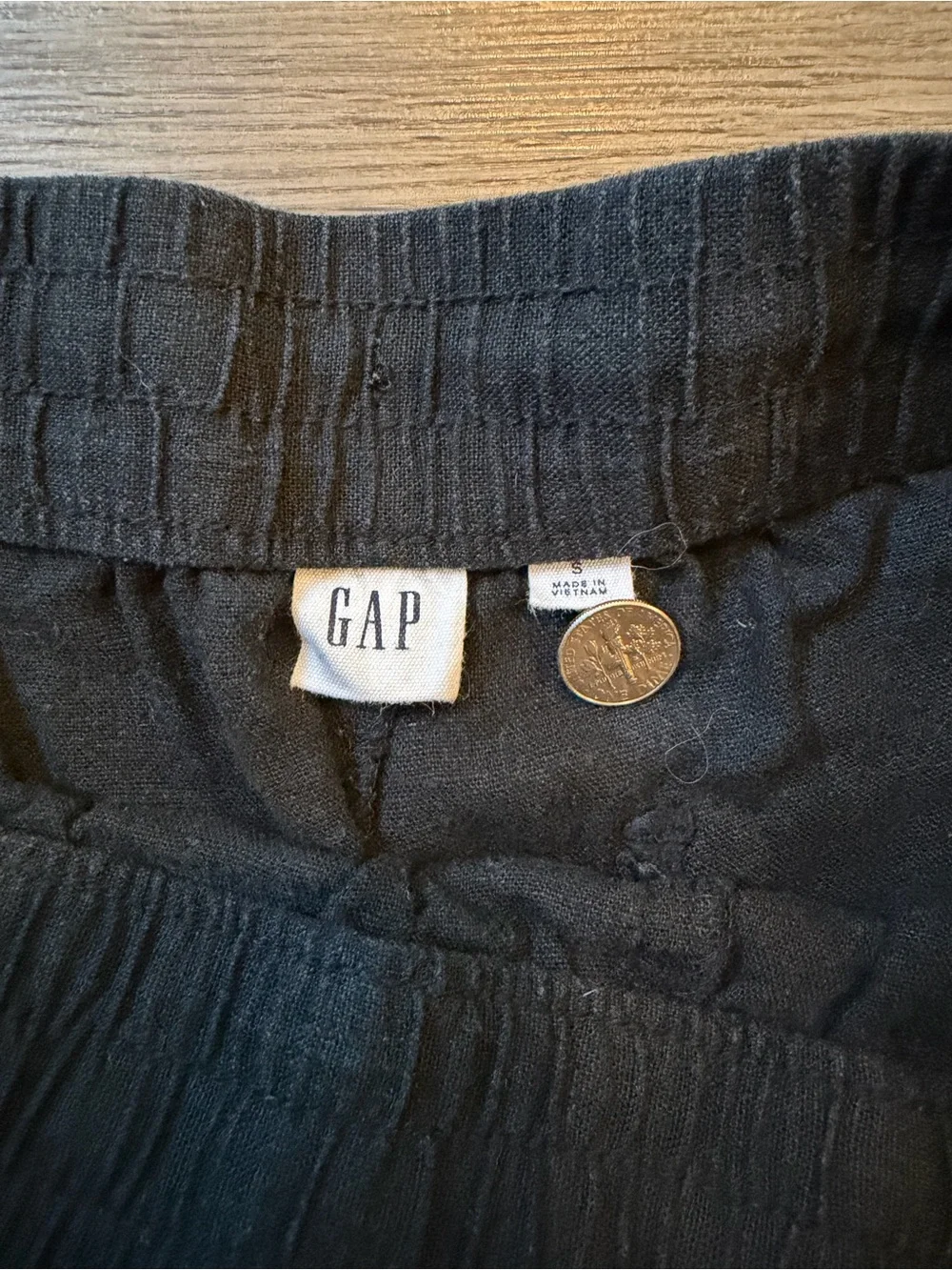2 Gap Women's Small Shorts Lot Pull On Elastic Drawstring Linen Blend Red Black